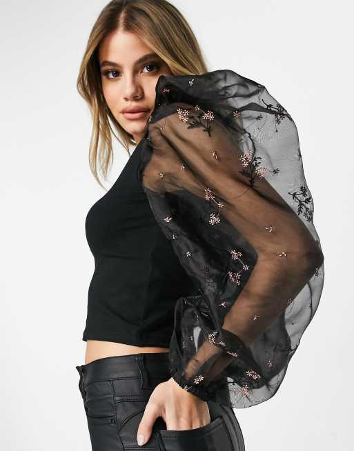 ASOS DESIGN – Besticktes Oberteil mit voluminösen Ärmeln aus Organza in Schwarz, 3 von 4