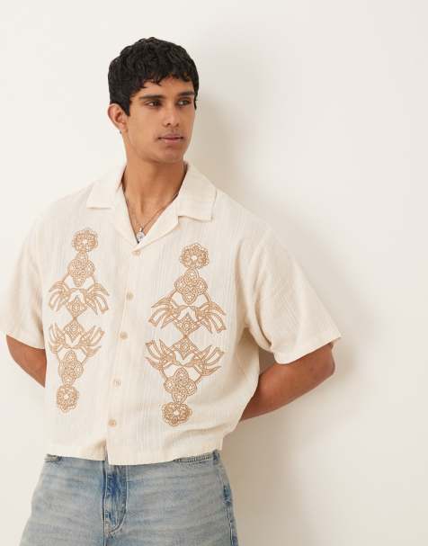ASOS DESIGN – Beżowa fakturowana koszula o pudełkowym kroju oversize z haftem - view 1