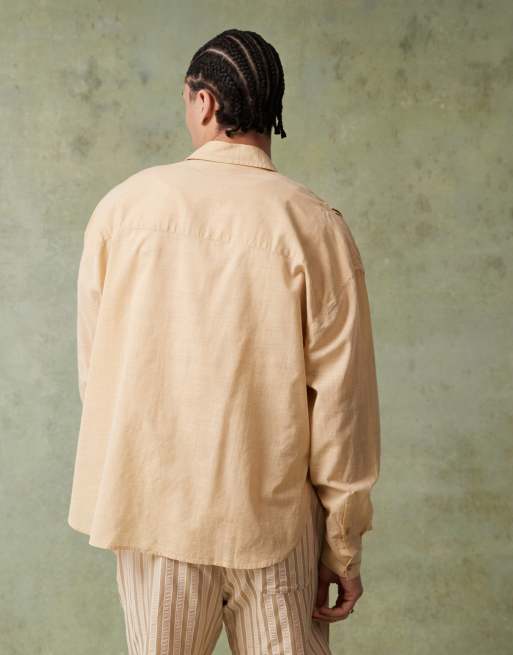 ASOS DESIGN – Beżowa obszerna koszula oversize z zakrytą plisą na guziki, 4 z 4