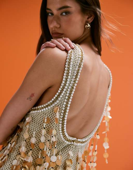 ASOS DESIGN – Beżowa szydełkowa sukienka mini z frędzlami z