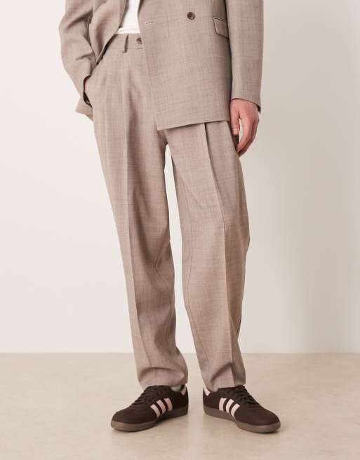 ASOS DESIGN – Beżowe zwężane spodnie garniturowe oversize o krzyżowym splocie, 2 z 5
