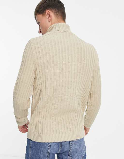 ASOS DESIGN – Beżowy sweter z odwijanym golfem o warkoczowym splocie, 4 z 4