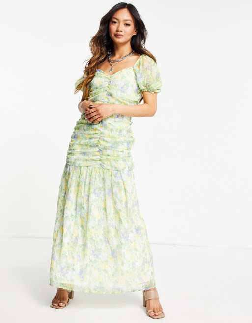 ASOS DESIGN – Biała marszczona sukienka maxi w żółto-niebieskie kwiaty z bufkami