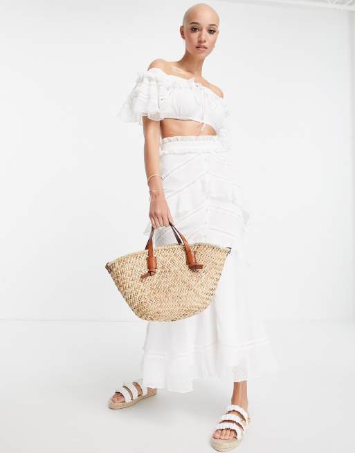 ASOS DESIGN – Biała spódnica midaxi z szyfonu dobby z falbanką i koronkowym obszyciem – część zestawu
