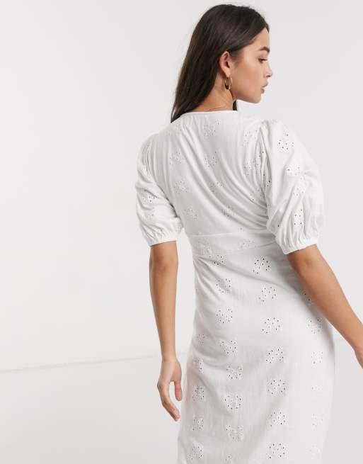 ASOS DESIGN – Biała sukienka maxi z bufkami i haftem angielskim, 2 z 4
