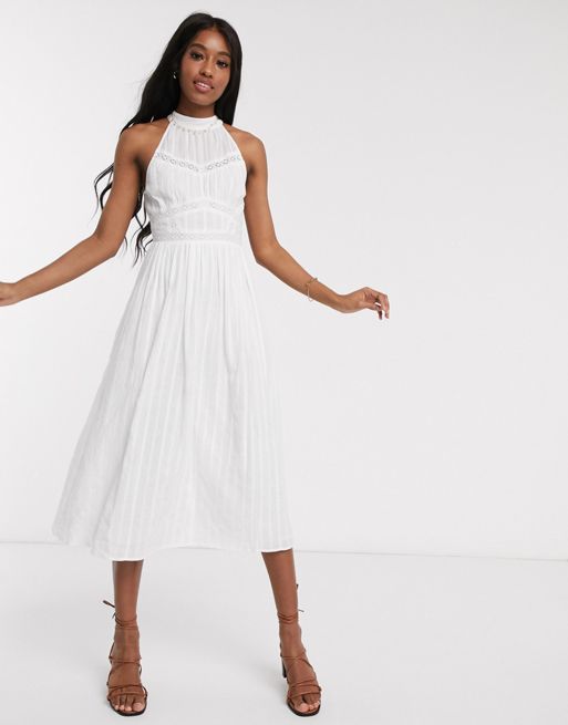ASOS DESIGN – Biała sukienka midi z dekoltem halter i koronkowymi wstawkami  | ASOS