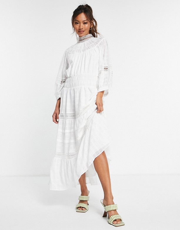  Tanie ASOS DESIGN – Biała sukienka midi z zabudowanym dekoltem i koronkowymi wstawkami o fakturze w kratę Biały