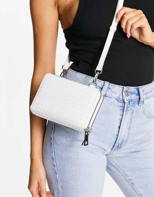 ASOS DESIGN – Biała torebka crossbody z plecionym wzorem i odpinanym paskiem