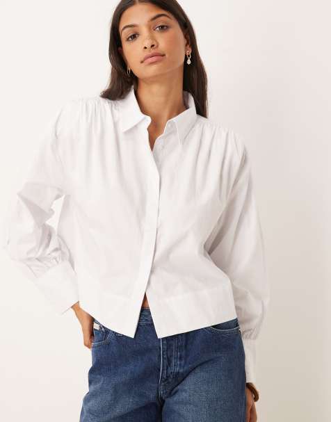ASOS DESIGN – Biała zbierana koszula z poduszkami na ramionach - view 1