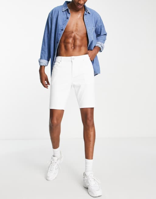 ASOS DESIGN – Białe obcisłe jeansowe szorty