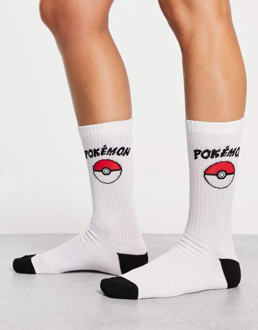 ASOS DESIGN – Białe skarpetki z wyhaftowanym motywem Pokemonów