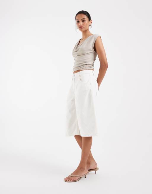 ASOS DESIGN – Białe szorty bermudy o wydłużonym fasonie, 2 z 5