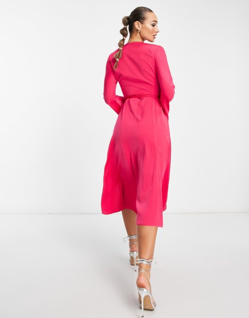 ASOS DESIGN Maternity nursing pleated tie wrap around midi dress in  textured chevron in pink