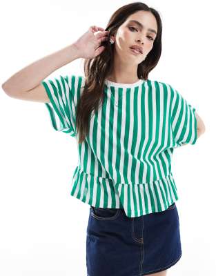 ASOS DESIGN – Biały, lnianopodobny T-shirt o pudełkowym kroju, z krótkimi rękawami i baskinką - view 1