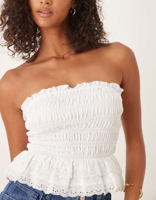 ASOS DESIGN – Biały marszczony top z dekoltem bandeau i falbanką u dołu, 2 z 4