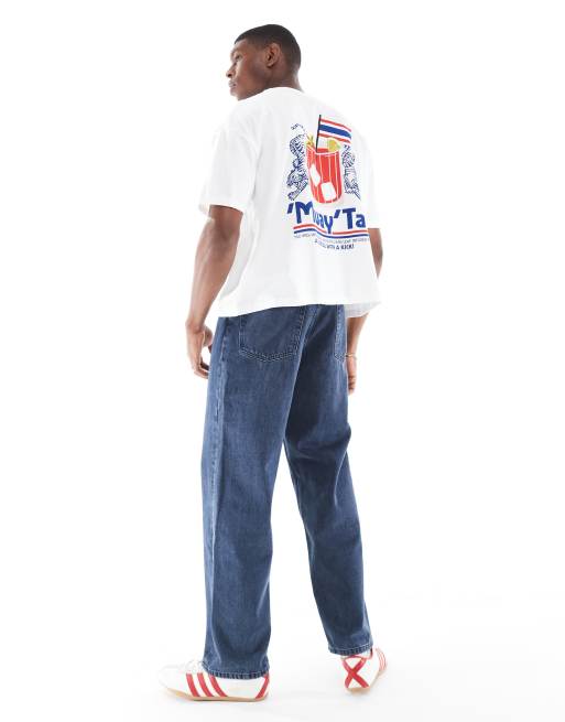 ASOS DESIGN – Biały pudełkowy T-shirt oversize z grafiką na plecach, 3 z 4