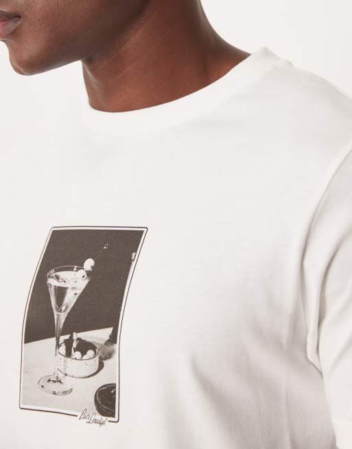 ASOS DESIGN – Biały T-shirt o regularnym kroju z grafiką z martini, 5 z 5