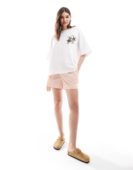 ASOS DESIGN – Biały T-shirt oversize z grafiką NYC z różami, 4 z 4