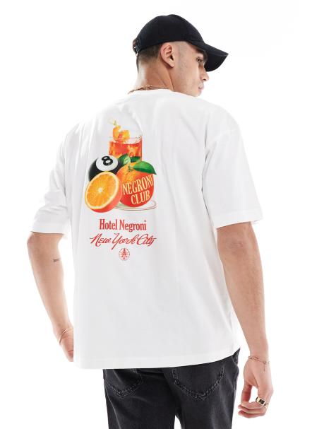 ASOS DESIGN – Biały T-shirt oversize z grafiką z owocami - view 1