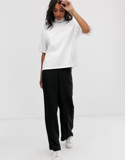 ASOS DESIGN — Biały T-shirt oversize z krótkim rękawem i golfem, 4 z 4