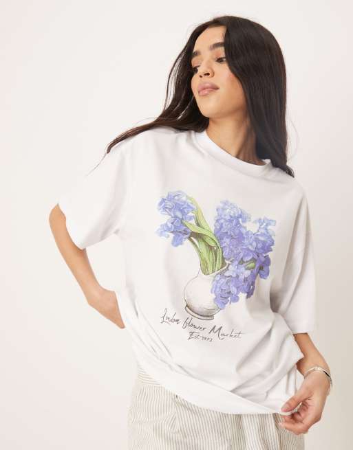 ASOS DESIGN – Biały T-shirt oversize z motywem kwiatów i napisem „London Flower Market”