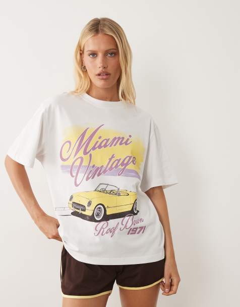 ASOS DESIGN – Biały T-shirt oversize z żółtą grafiką z samochodem w stylu vintage - view 1