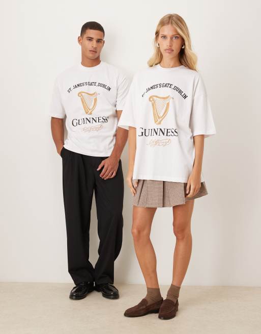 ASOS DESIGN – Biały T-shirt unisex o fasonie oversize z nadrukiem „Guinness” w stylu vintage