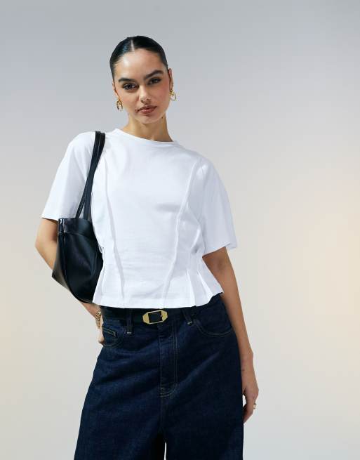 ASOS DESIGN – Biały T-shirt z krótkimi rękawami, ozdobnymi szwami i gorsetową talią