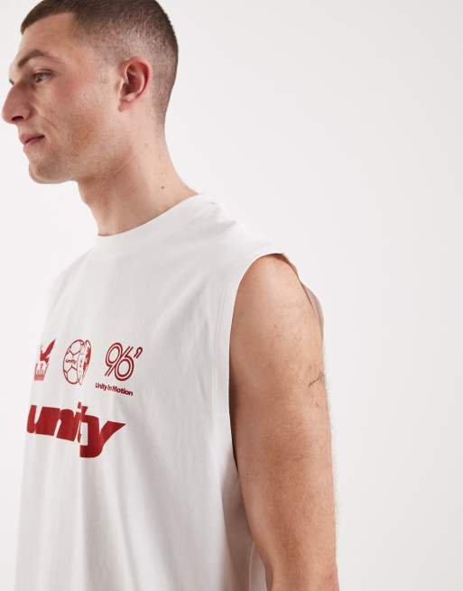ASOS DESIGN – Biały top bez rękawów oversize z grafiką piłkarską, 5 z 5