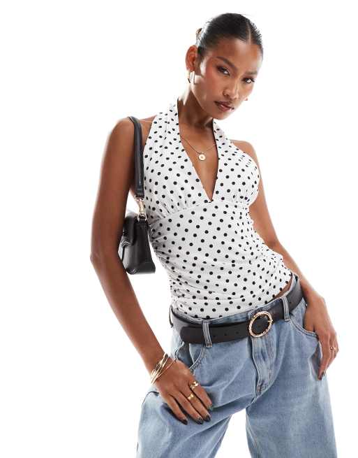 ASOS DESIGN – Biały top w groszki z dekoltem typu halter