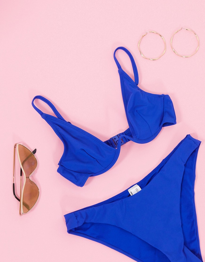ASOS DESIGN - Bikinitop met V-beugels in kobaltblauw