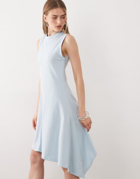 ASOS DESIGN – Blå, ärmlös miniklänning med asymmetrisk fåll - view 1