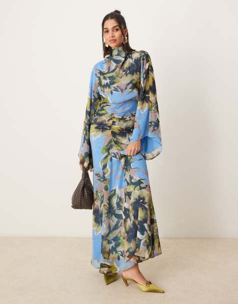 ASOS DESIGN – Blå, blommig maxiklänning med volymärmar och rynkad kjol - view 1