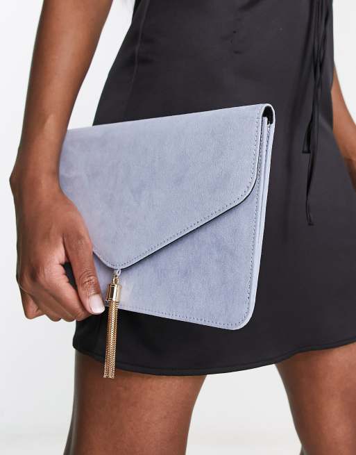 ASOS DESIGN - Blå clutch med kvast i imiteret ruskind