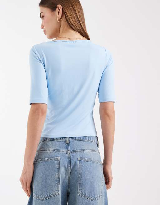 ASOS DESIGN – Blå, kortärmad topp i polyamid med djup ringning, 3 av 4