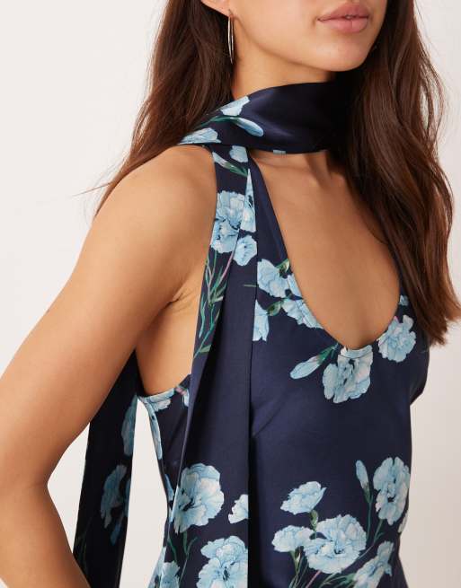 ASOS DESIGN - Blå maxikjole i satin uden ærmer med tørklædedetalje og blomstermønster, 2 af 4
