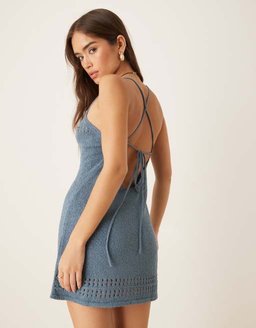 ASOS DESIGN - Blå minikjole med udskæringsdetalje og semi-halterneck, 4 af 4