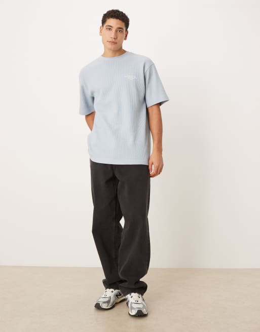 ASOS DESIGN – Blå, superkraftig och texturerad t-shirt i relaxed fit med texttryck, 2 av 5