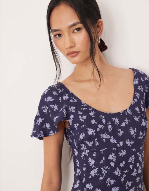 ASOS DESIGN - Blå tea-minikjole med kilekant og blomstermønster, 4 af 4