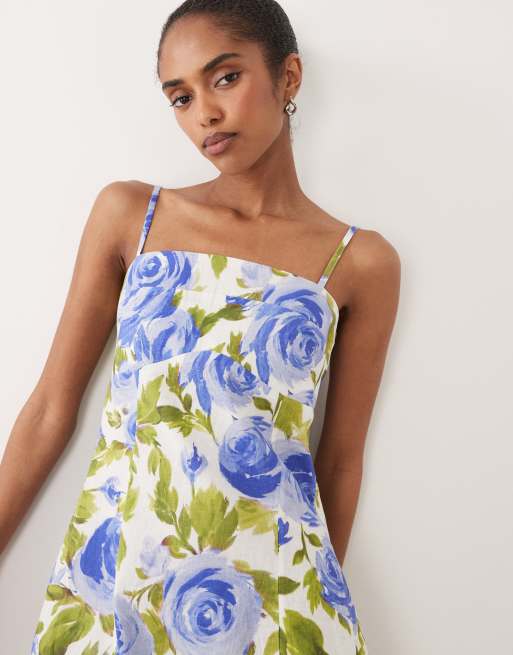 ASOS DESIGN – Blåblommig, kort sommarklänning i bomull- och linnemix med smala axelband och formad byst , 2 av 4