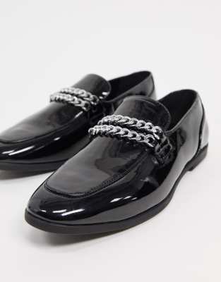 loafers with silver chain