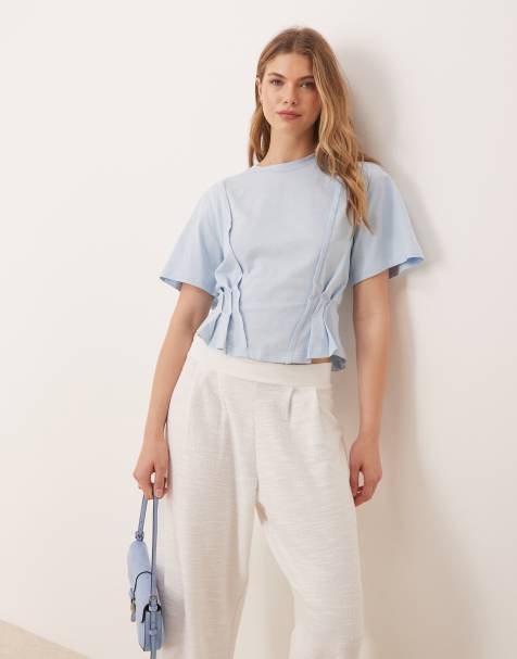 ASOS DESIGN – Bladoniebieski T-shirt z krótkimi rękawami, ozdobnymi szwami i gorsetową talią - view 1