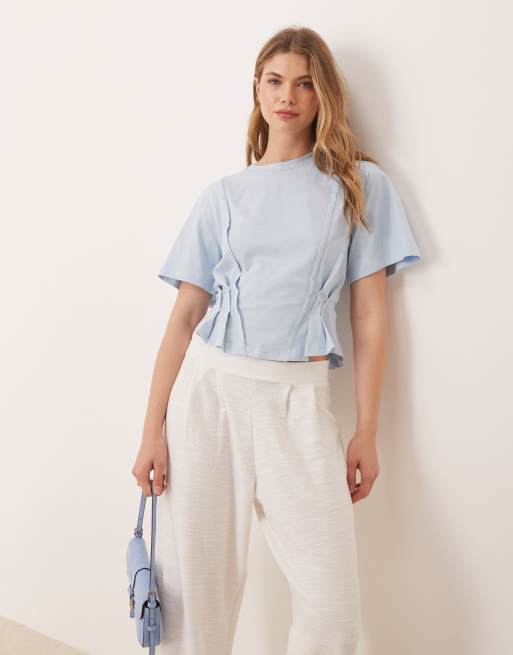 ASOS DESIGN – Bladoniebieski T-shirt z krótkimi rękawami, ozdobnymi szwami i gorsetową talią