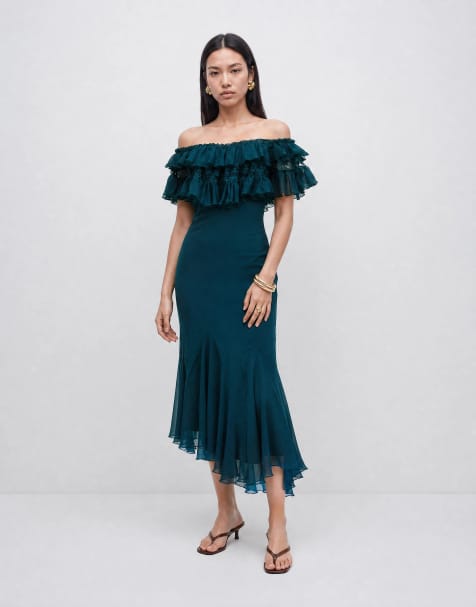 ASOS DESIGN – Blågrön midiklänning i spetsmix med bardotringning, bara axlar och volang - view 1