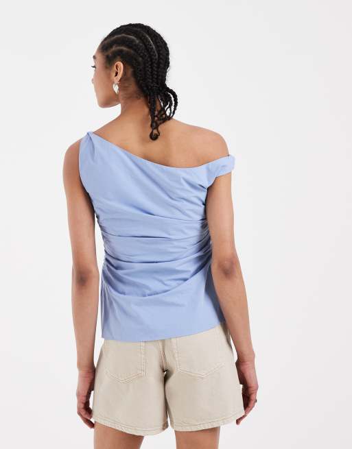 ASOS DESIGN – Blårandig, asymmetrisk topp i bomull med rysch, 2 av 4