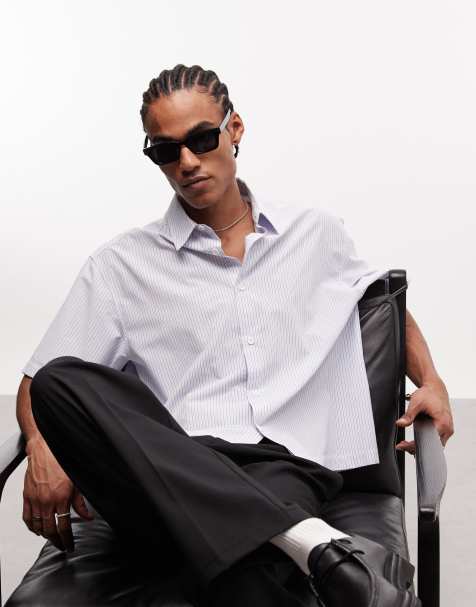 ASOS DESIGN – Blårandig, boxig skjorta i oversized fit med tryck baktill - view 1