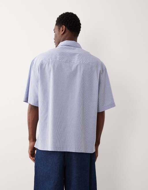 ASOS DESIGN – Blårandig skjorta i oversized fit med märke på bröstet, 5 av 5