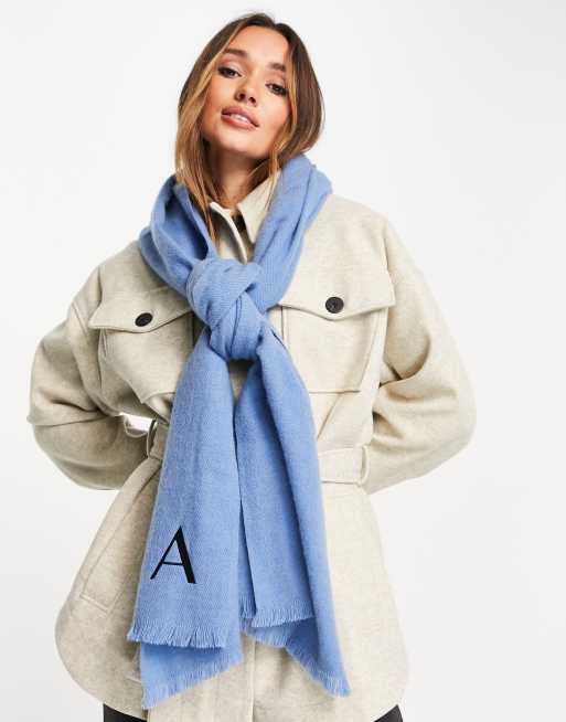 ASOS DESIGN - Blåt personaliseret tørklæde med initialet A - SORT