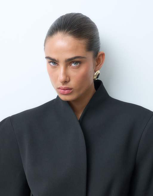 ASOS DESIGN blazer ajusté à épaules structurées et taille cintrée noir, 2 de 4