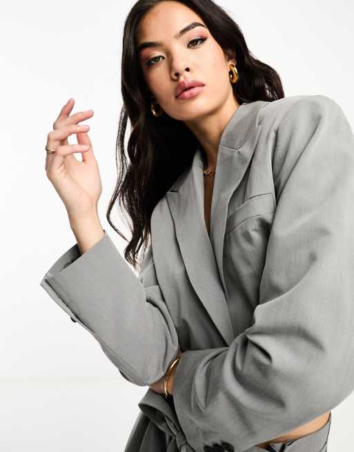 ASOS DESIGN - Blazer corto grigio chiaro in coordinato